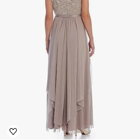 Wmn's formal dress - Picture 12 of 15